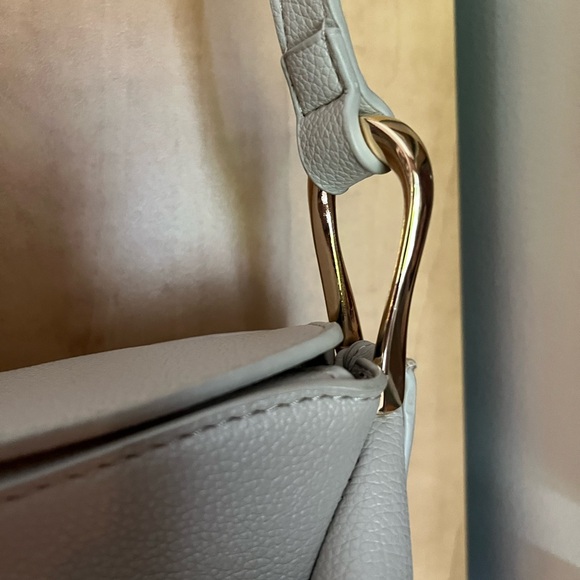 Crossbody purse - Picture 2 of 6